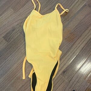 COPY - Jolyn Jackson 4 Tie Back Suit || color mango size 26